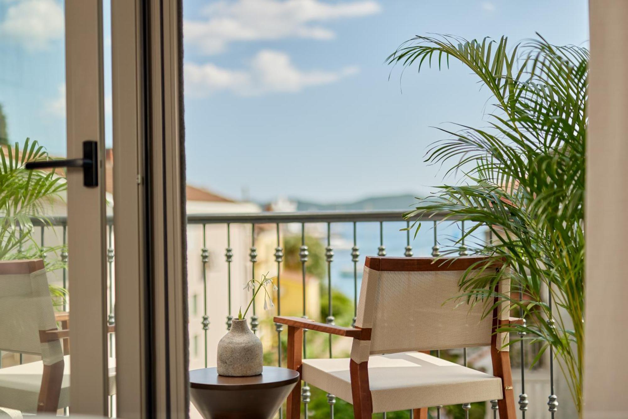 Casa Manor Boutique Hotel Tivat Extérieur photo